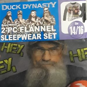 Duck Dynasty Boys 2 piece flannel pajamas